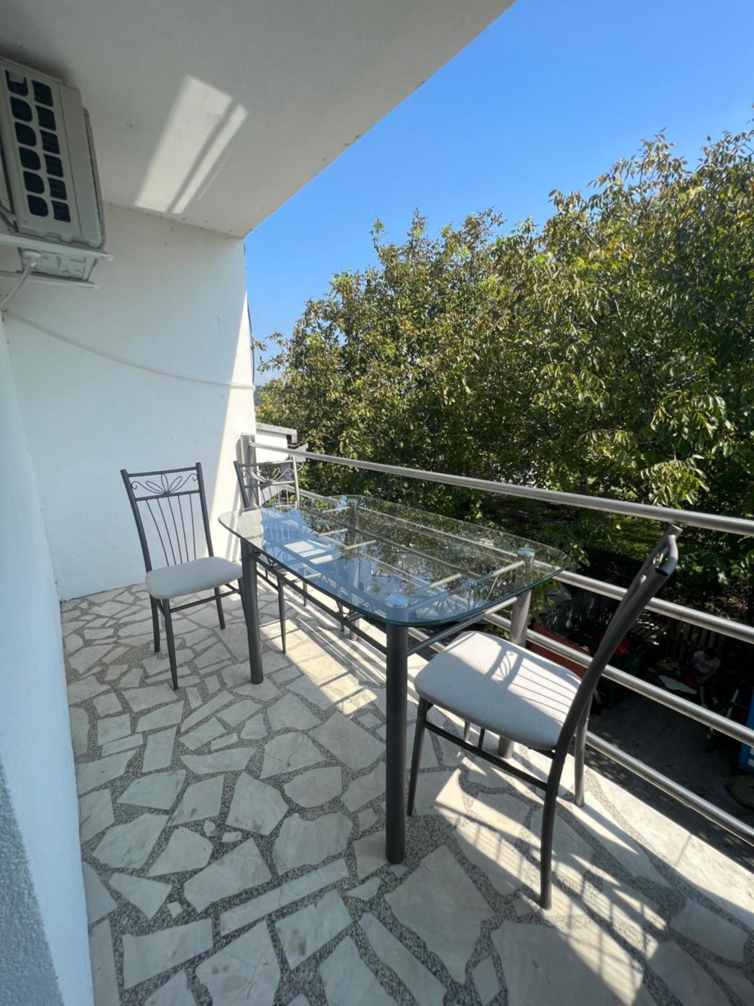 Restaurant&Rooms 035 ปาราชิน ภายนอก รูปภาพ